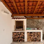 Nocashouse Lousa