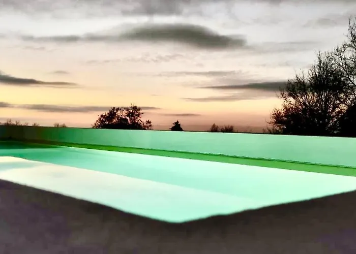 Nocashouse Lousa 別荘 *